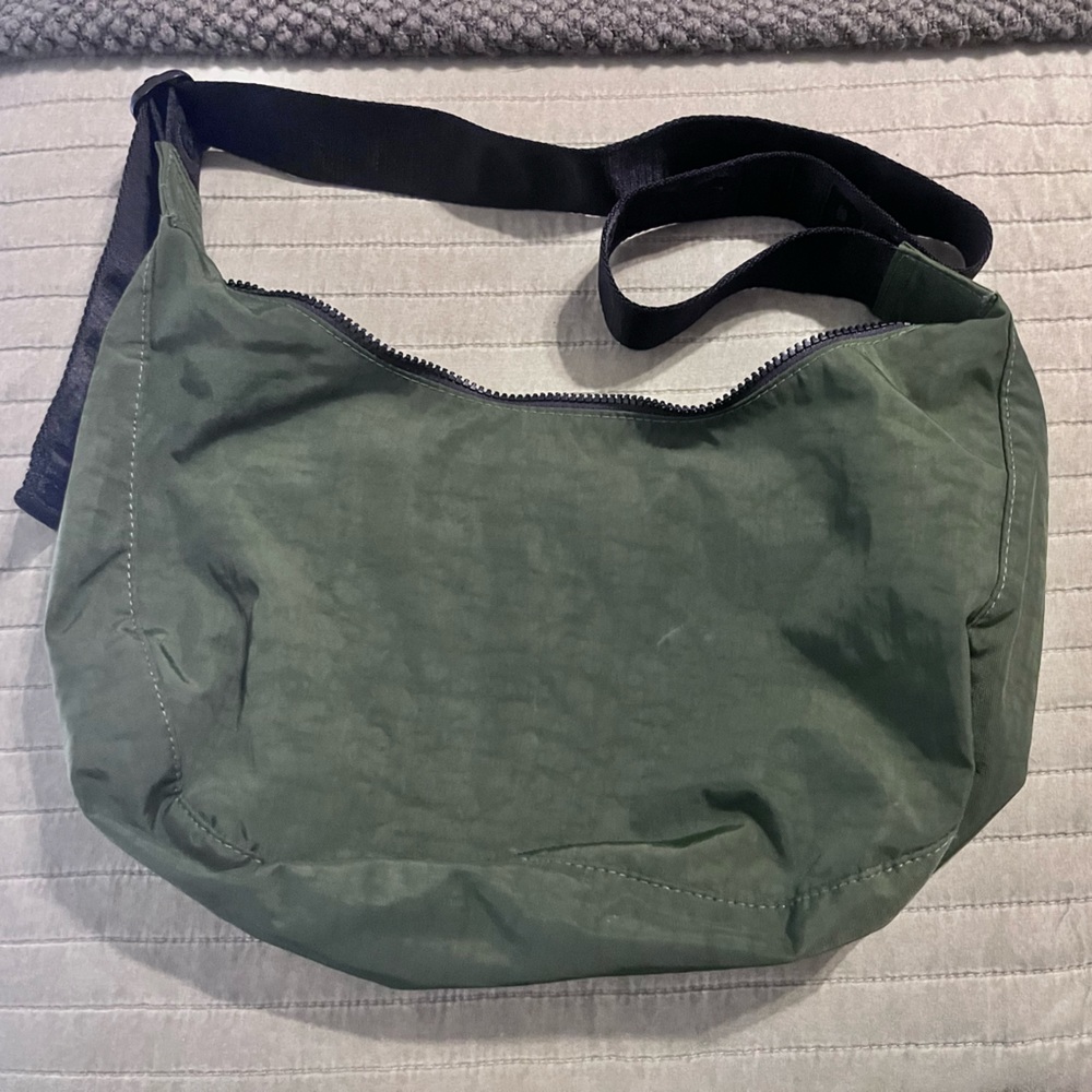 Baggu Medium Crescent Bag